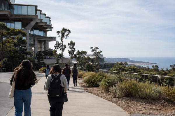 UCSD and Adjacent Landmarks Tour, La Jolla